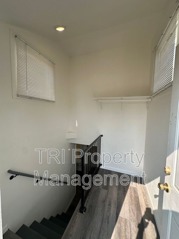 Photo - 2234 9th Ave