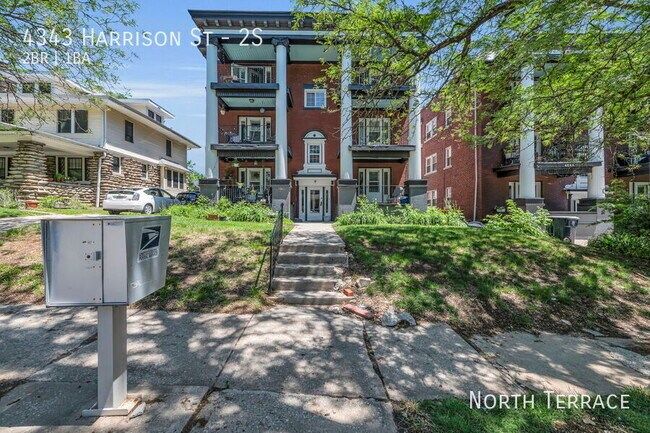 Photo - 4343 Harrison St Apartment Unit 2S