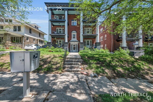 Building Photo - 4343 Harrison St Unit 2S Rental
