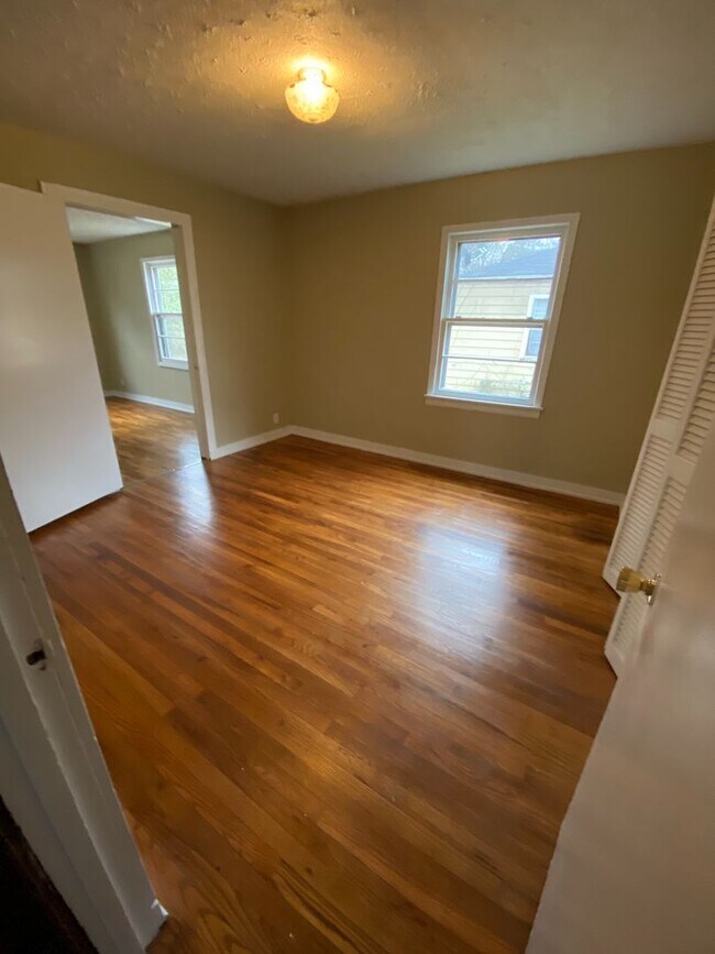 83 Pelham Heights