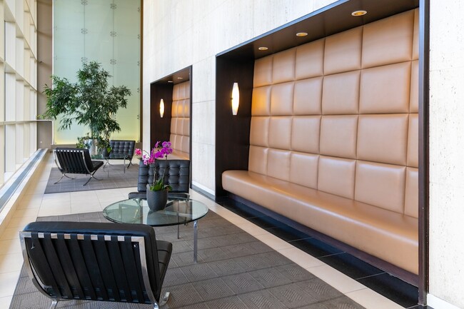 Photo - 5320 N Sheridan Rd Unit 1310