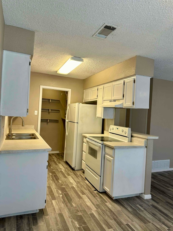 Photo - 4913 Jamesway Rd Unidad B