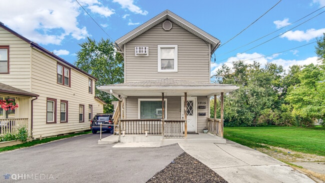 Building Photo - 1215 S State St Unit 1 Rental
