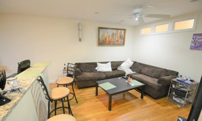 Photo - 60 Egmont St Unit 6