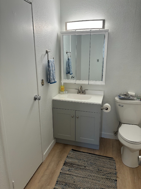 Photo - 501 Golden Cir Unit 7-102