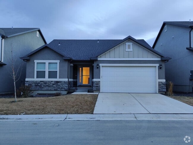 Building Photo - Great Home in Lehi Now Available!