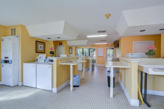 Photo - 11901 4th St N