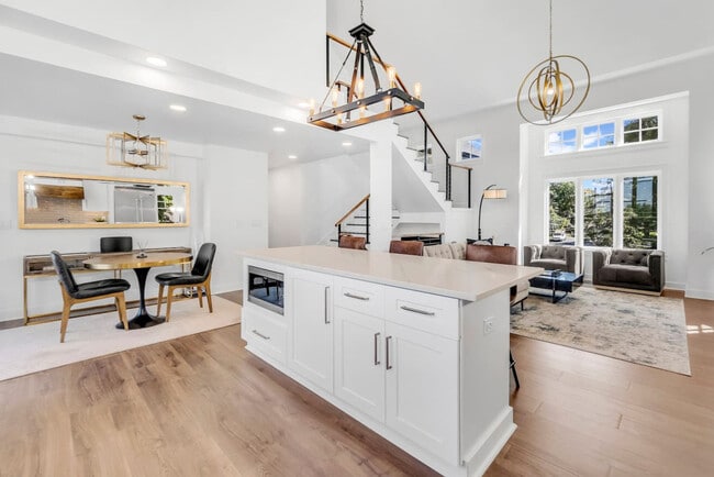 Photo - 4766 Kildare Rd Unit ID1353847P