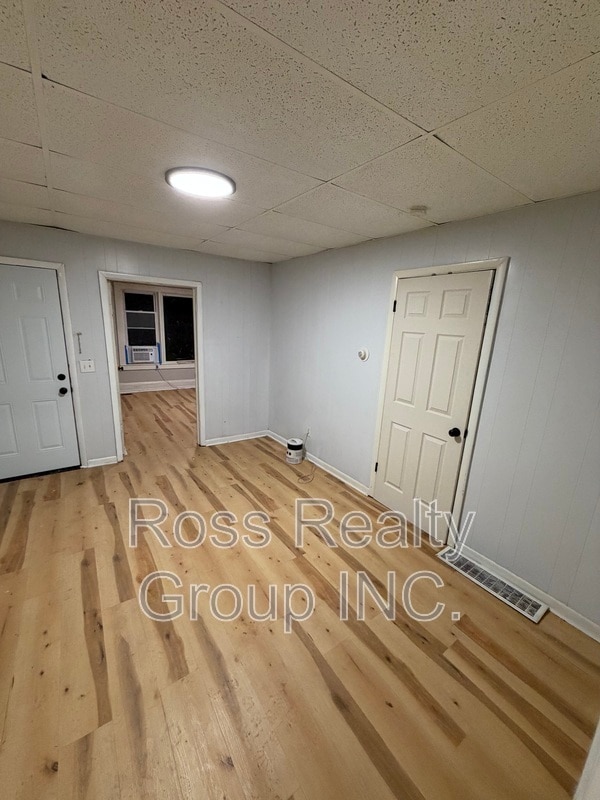 Photo - 1328 Moore St