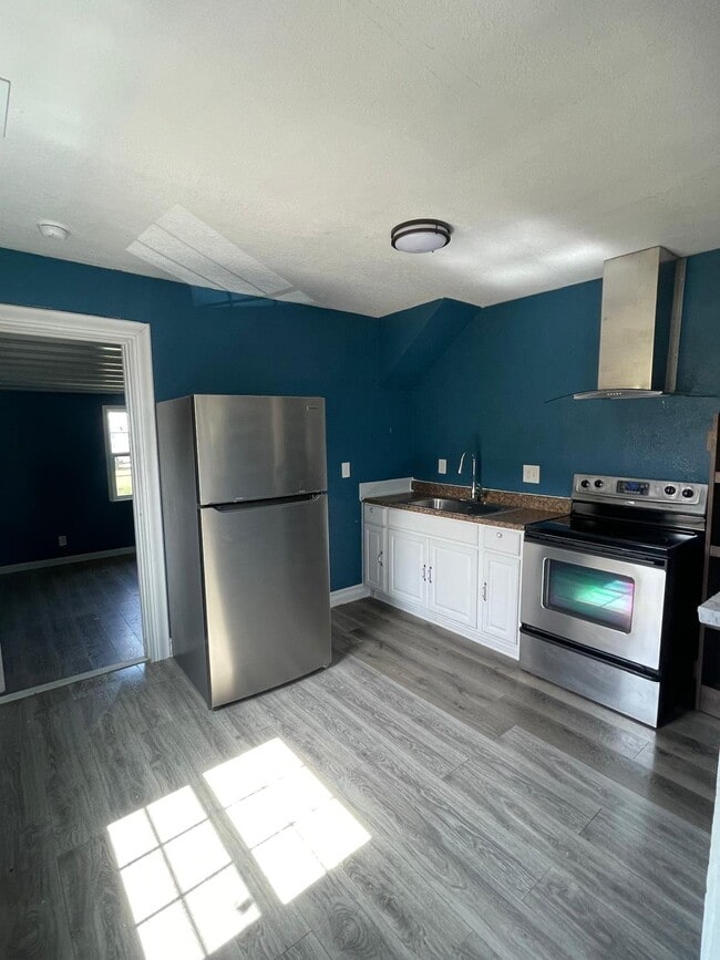 Photo - 1411 Sanco St