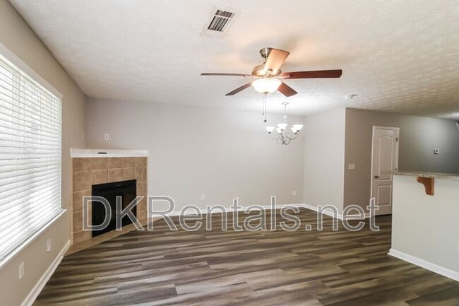 Photo - 945 Magnolia Gardens Walk