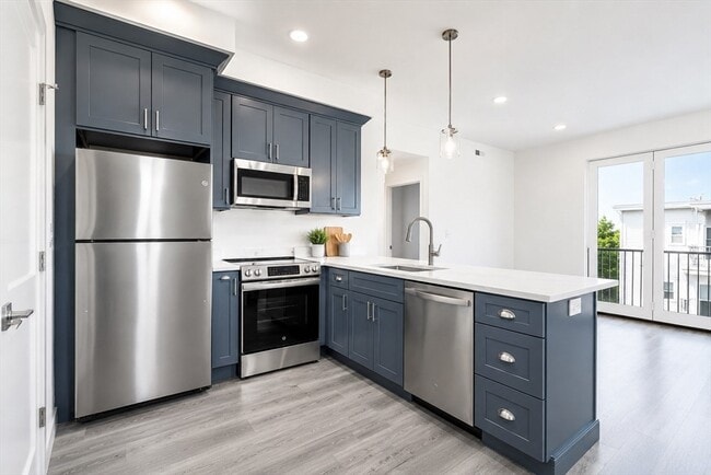 67 Harvest St Unit 6