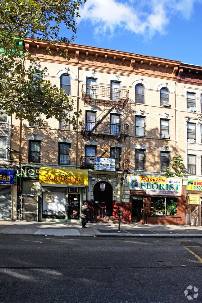 860 Nostrand Ave