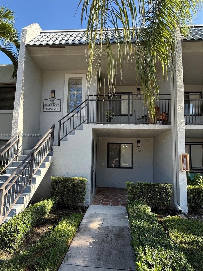 Photo - 16541 Blatt Blvd Unit 102