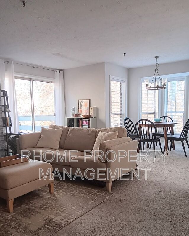 Photo - 1407 Riverview Dr