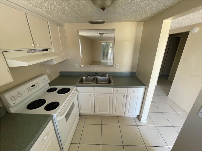 Photo - 4128-4126 Shoreline Dr