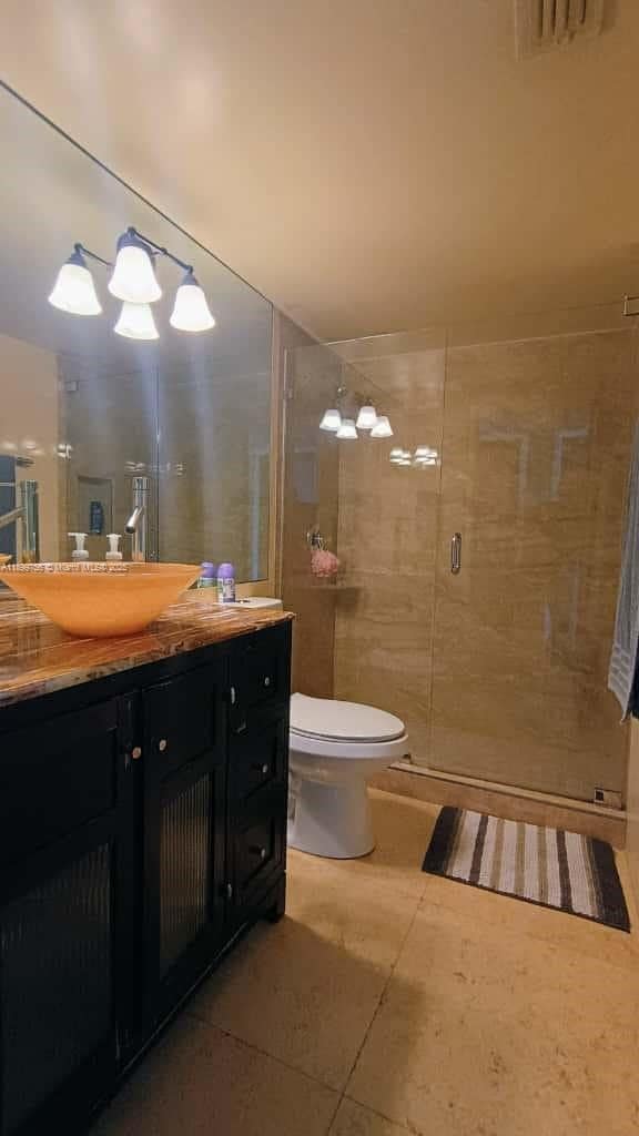 Photo - 19999 E Country Club Dr Unit 1302