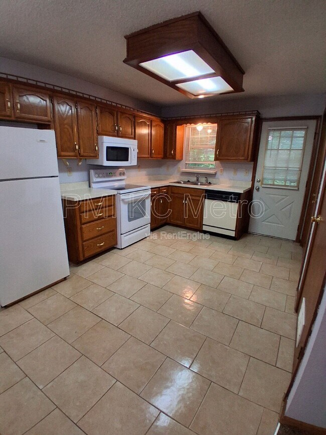 Photo - 214 W Orchard St Unit 2