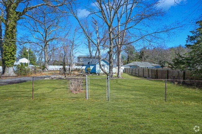 Building Photo - 427 Browns Rd Rental