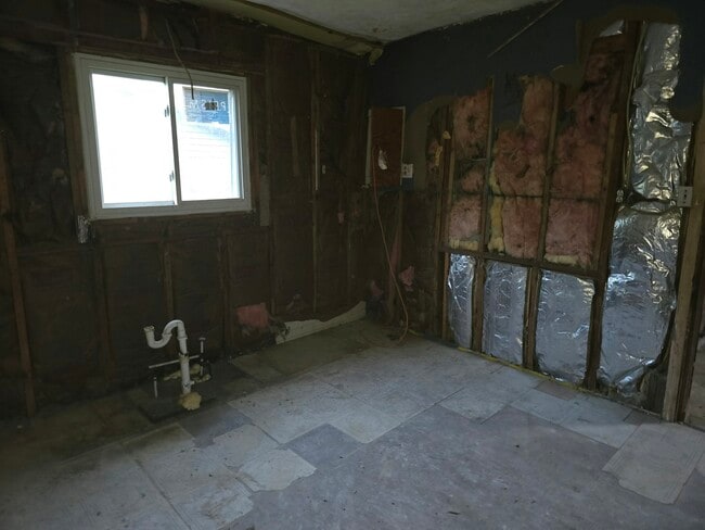 Photo - 728 Schirmeyer St