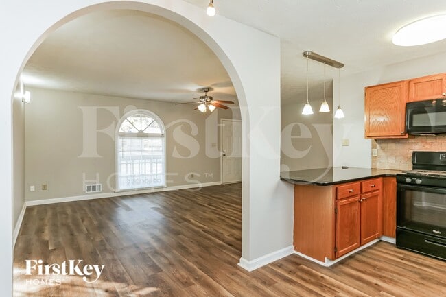 Photo - 45 Water Way Trail