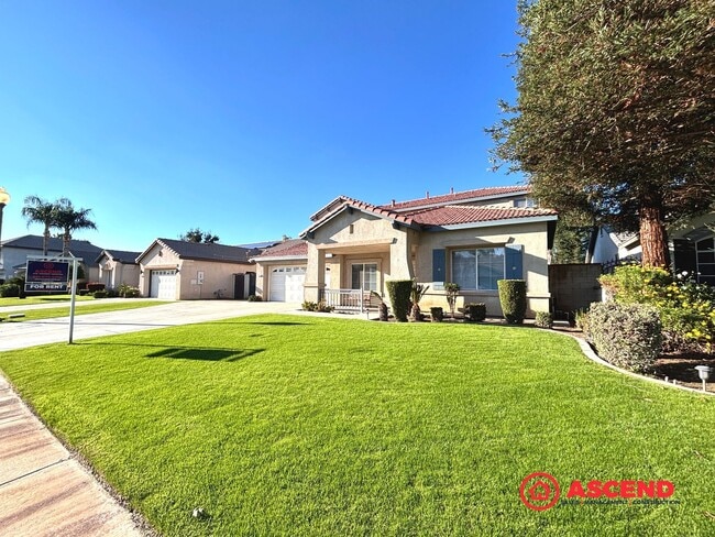 Photo - Lovely 5 Bedroom Home In River Oaks Area!