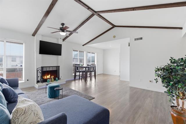 Building Photo - 10566 High Hollows Dr Unit 254