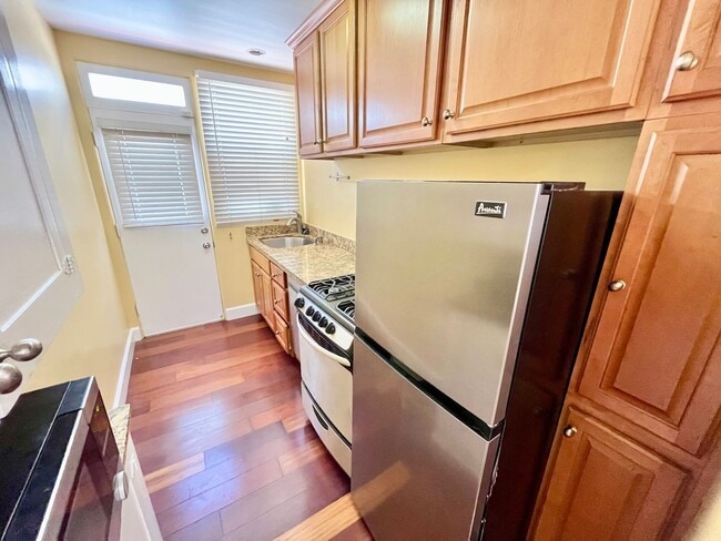 1bd/1bth Cottage-Style Condo in University... - 1bd/1bth Cottage-Style Condo in University...