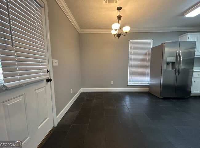 Photo - 8 Westhaven Dr NW