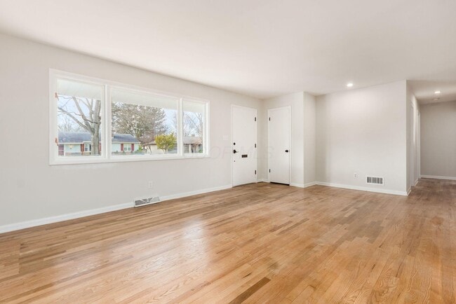 Photo - 4232 Eastlea Dr