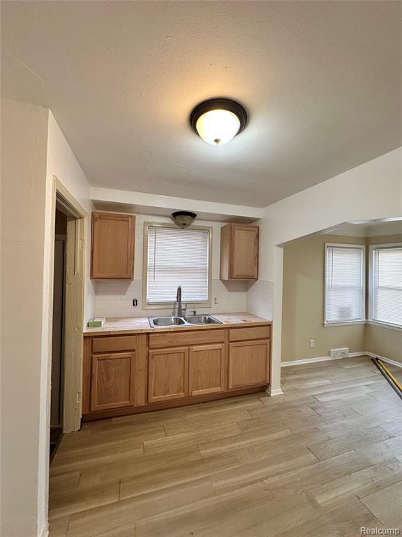 Photo - 11733 Minden Ave