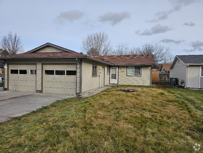 Building Photo - 1612 S Londoner Ave Rental