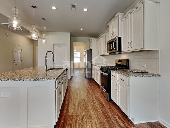 Photo - 5705 Oakgate Dr