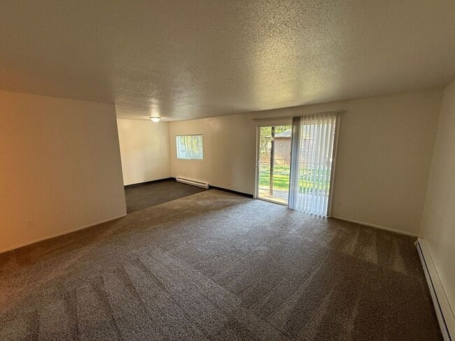 Photo - 3820 Iberis St NE