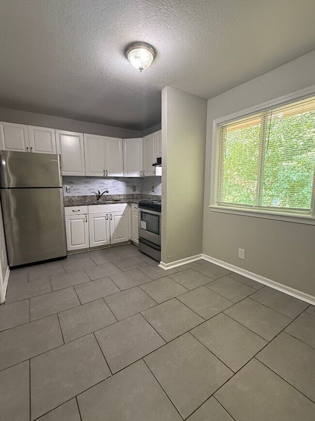 Photo - 1602 Line Cir Unit 1602 Line Cir - 3