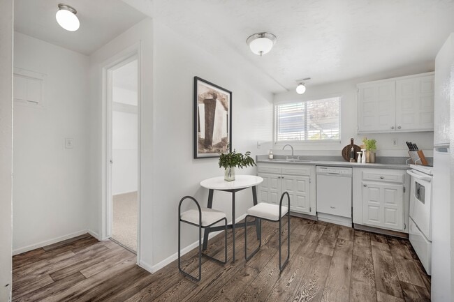 Photo - The Pointe at Northridge