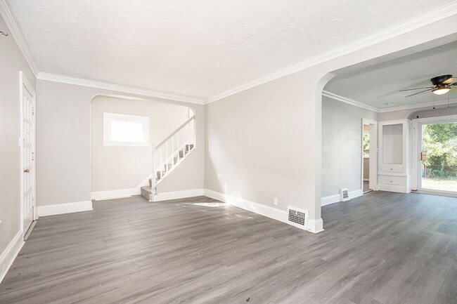 Photo - 3 BED 1 BATH BEAUTIFUL SINGLE HOME!