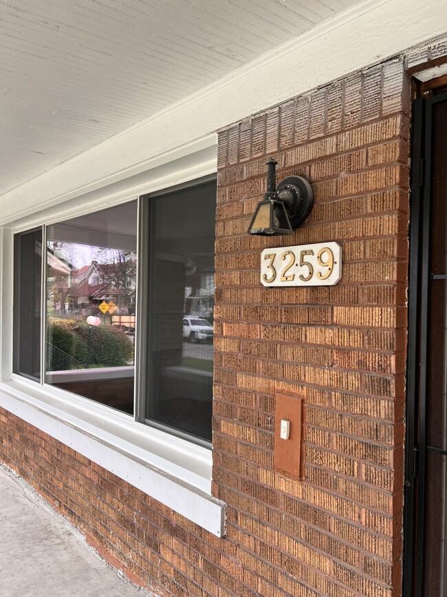 Building Photo - 3259 W Philadelphia St Rental