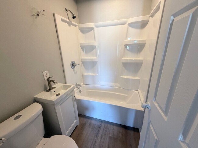 Photo - 2-3 bedroom house for rent in Morningside