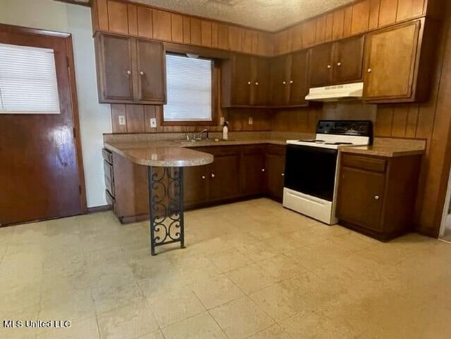 Photo - 3 Bed 1.5 Bath in Gulfport
