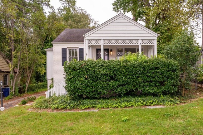 Photo - 2922 Oberlin Rd