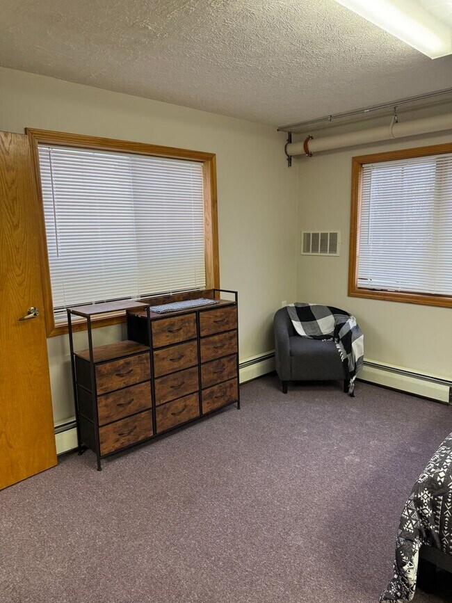 Photo - 104 State St Unit 3