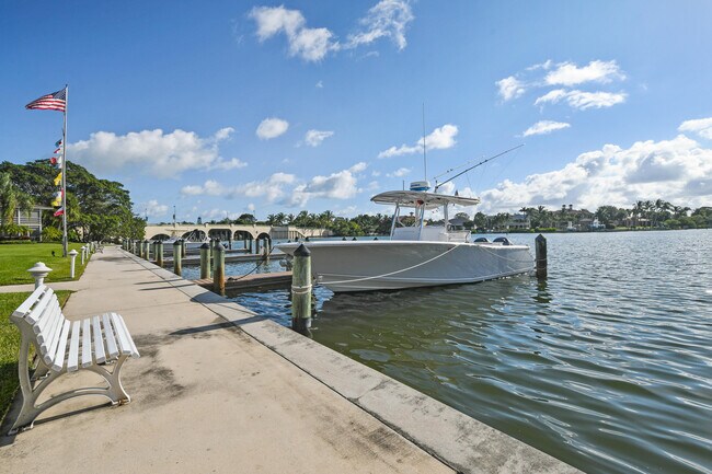Photo - 478 Tequesta Dr Unit 210