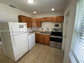 Photo - 2215 Adams St
