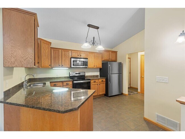 Photo - 7626 Fox Creek Ct