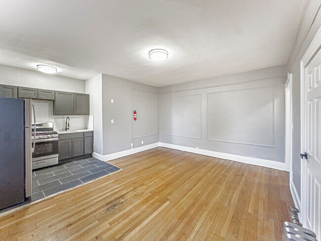 Photo - 758 Jersey Ave Unit B5