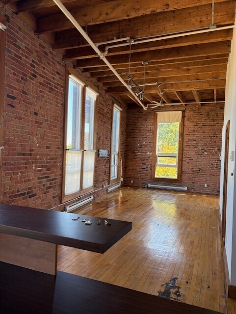 Photo - 1896 Av D'orléans