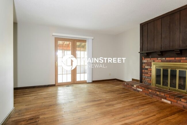 Building Photo - 4 Bedroom Pet-Friendly Home in Florissant,...