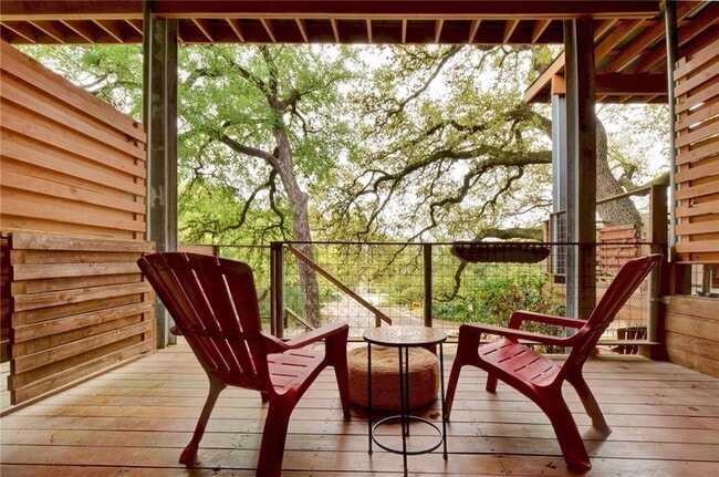 Photo - 1212 Castle Hill St Unit 3