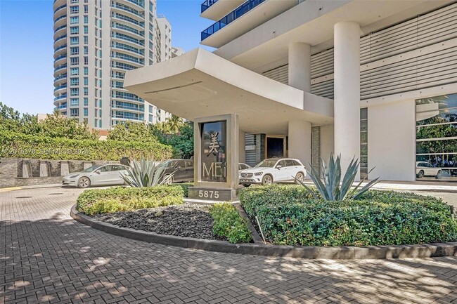 Photo - 5875 Collins Ave Unit 1803